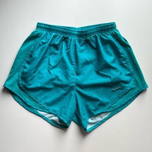 Women’s Nike Dri-Fit Running Training Athletic Shorts (Teal - XS)